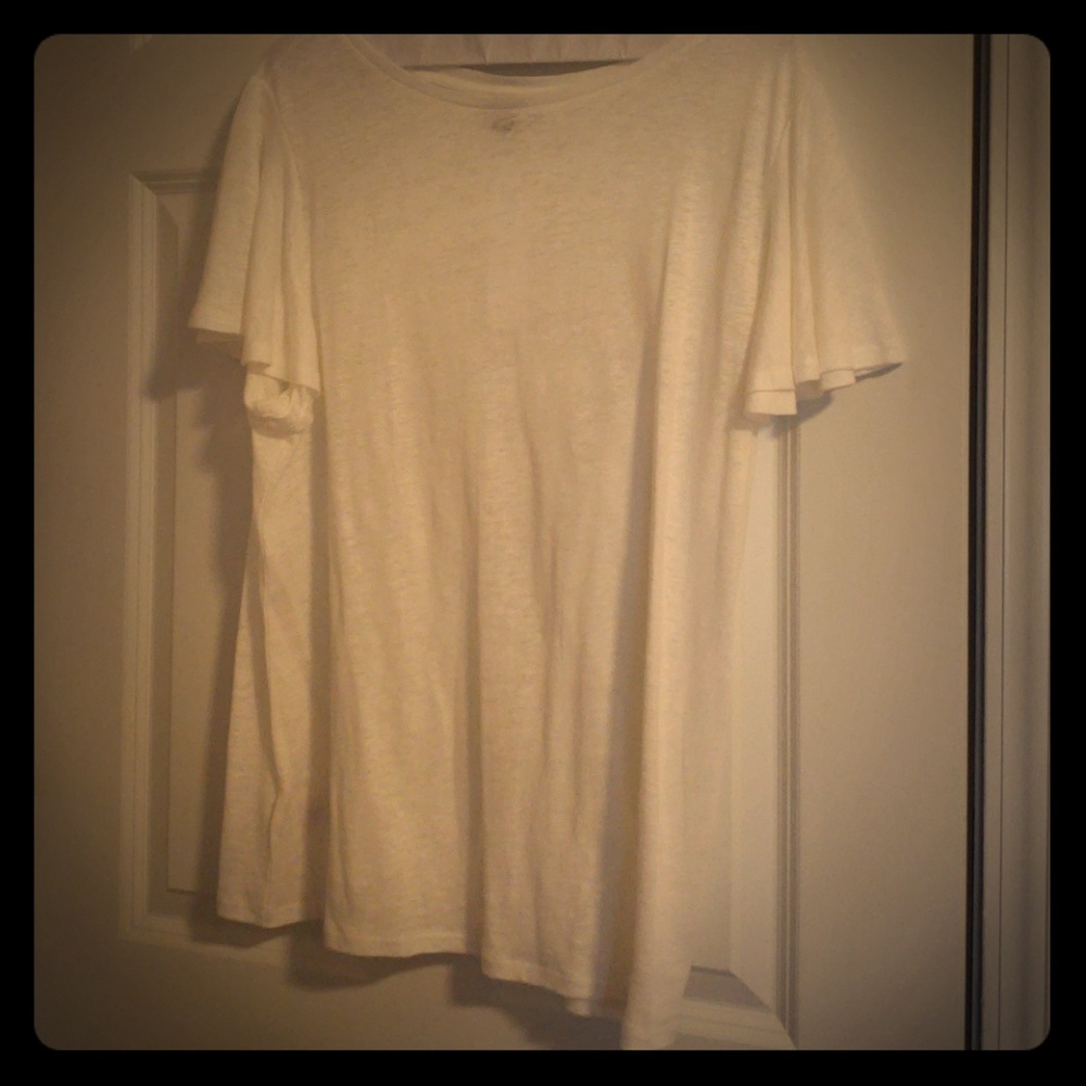 Lightweight Ann Taylor White top